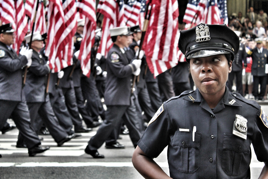 photo-NY-cop-920